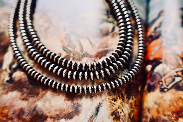 Disc Navajo Pearl Strands
